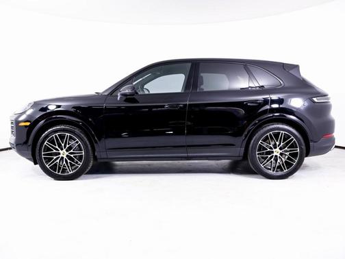 2024 Porsche Cayenne Base