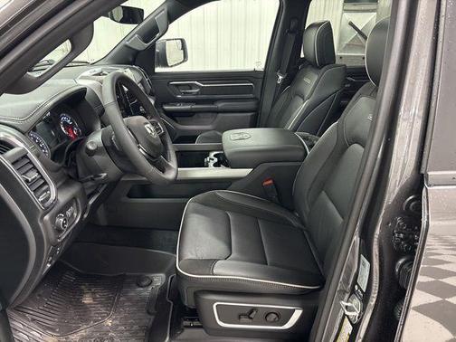 Granite Crystal Metallic Clearcoat 2026 RAM 1500 Laramie