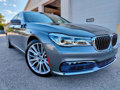 2017 BMW 750 i xDrive