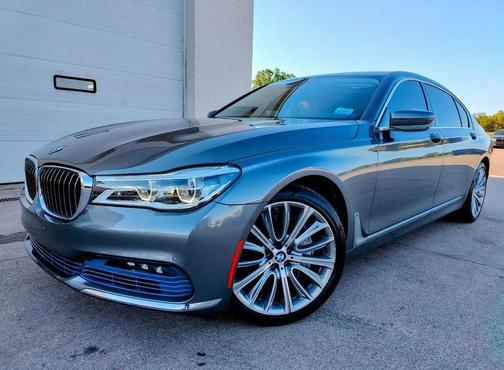 2017 BMW 750 i xDrive