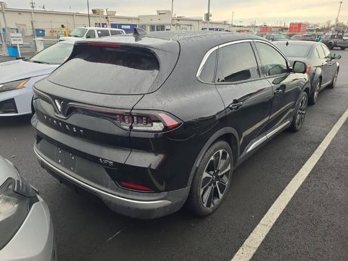 2023 VinFast VF 8 Plus City Edition AWD 4dr SUV