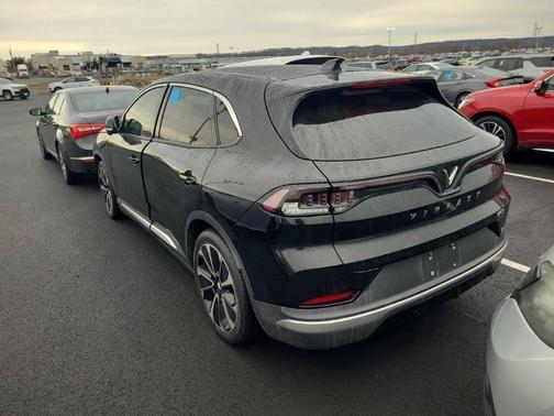 2023 VinFast VF 8 Plus City Edition AWD 4dr SUV