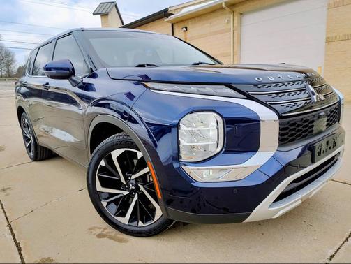 2022 Mitsubishi Outlander SE Launch Edition S-AWC