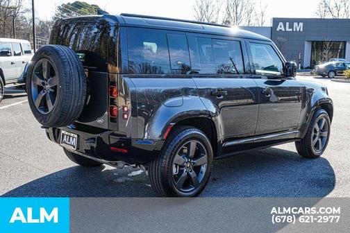 2023 Land Rover Defender 110 X-Dynamic SE