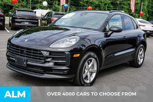 2021 Porsche Macan Base
