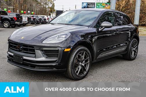 2023 Porsche Macan T