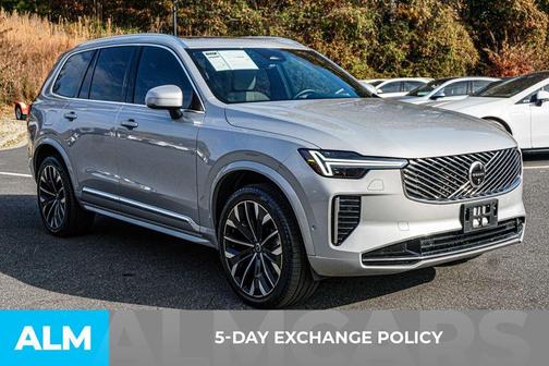 2025 Volvo XC90 B6 Plus 7-Seater