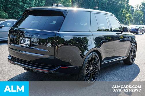 2023 Land Rover Range Rover P530 SE