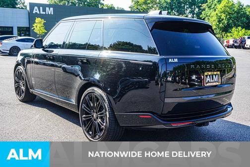 2023 Land Rover Range Rover P530 SE