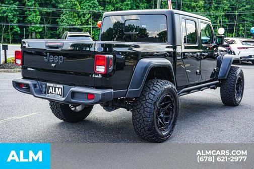 2023 Jeep Gladiator Sport