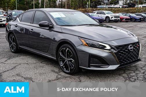 2025 Nissan Altima SR