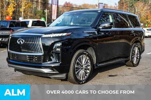 2025 INFINITI QX80 Luxe