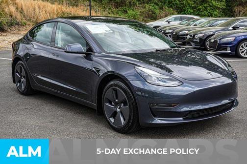 2022 Tesla Model 3 Base