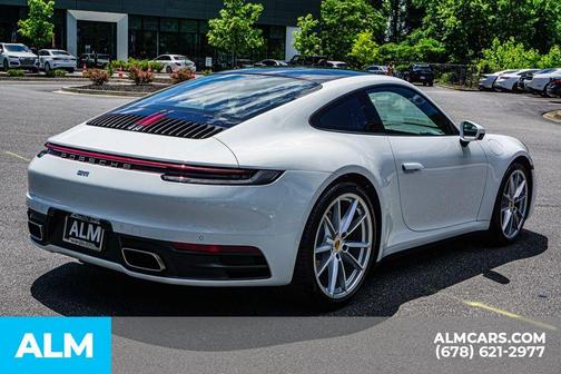 2021 Porsche 911 Carrera