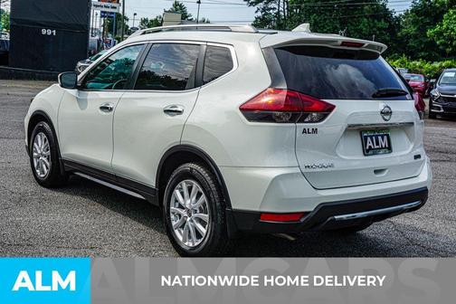 2020 Nissan Rogue SV