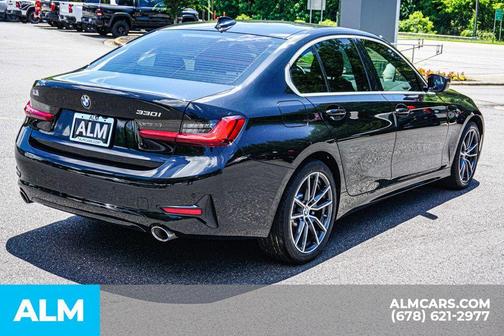 2022 BMW 330 i