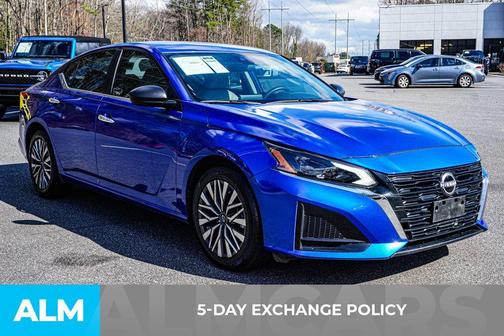 2025 Nissan Altima SV