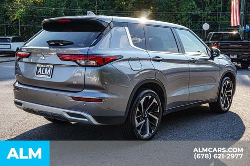 2024 Mitsubishi Outlander SE