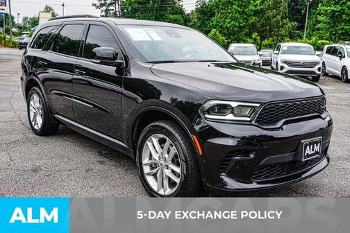 DB Black Crystal Clearcoat 2025 Dodge Durango GT