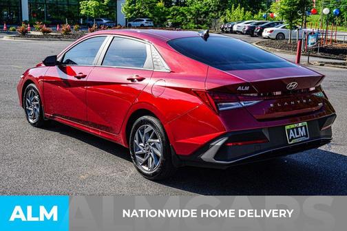 2024 Hyundai ELANTRA HEV Blue