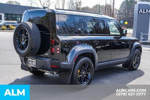 2022 Land Rover Defender 110 S