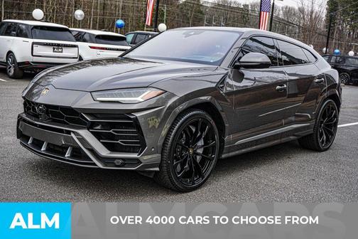 2021 Lamborghini Urus Base