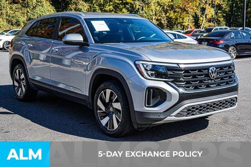 2024 Volkswagen Atlas Cross Sport 2.0T SE w/Technology