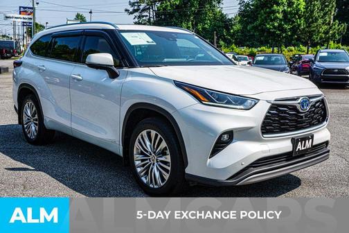 2024 Toyota Highlander Hybrid Platinum