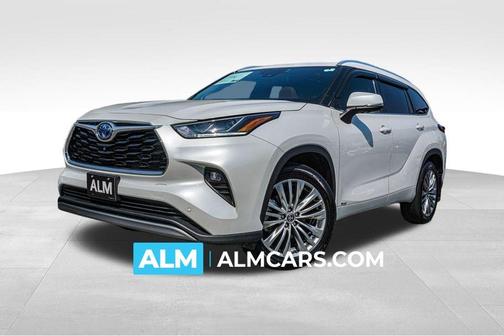 2024 Toyota Highlander Hybrid Platinum