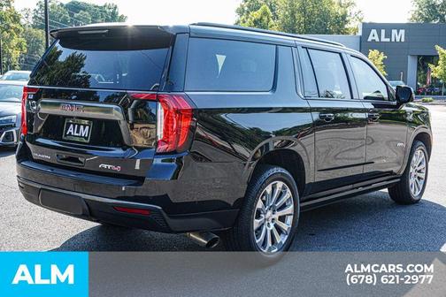 2021 GMC Yukon XL AT4