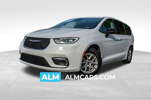 2024 Chrysler Pacifica Touring-L
