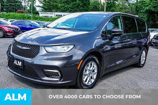 2023 Chrysler Pacifica Touring-L