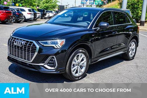 Mythos Black Metallic 2025 Audi Q3 45 S line Premium