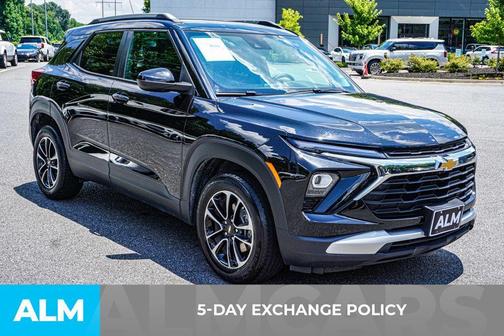 Mosaic Black Metallic 2024 Chevrolet Trailblazer LT
