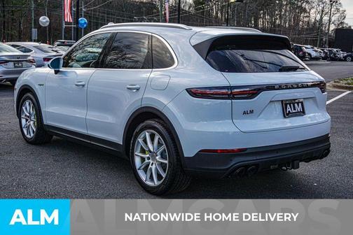2022 Porsche Cayenne E-Hybrid AWD