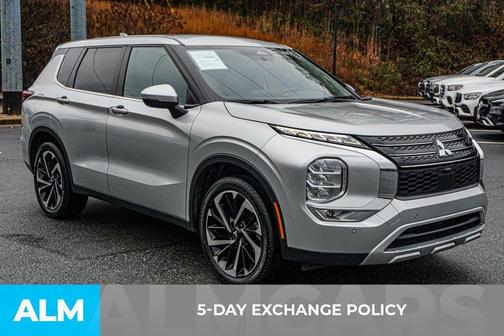 2024 Mitsubishi Outlander SE