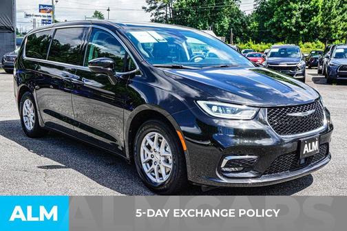 2024 Chrysler Pacifica Touring-L