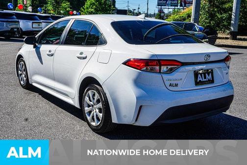 Wind Chill Pearl / Midnight Black Metallic 2023 Toyota Corolla LE