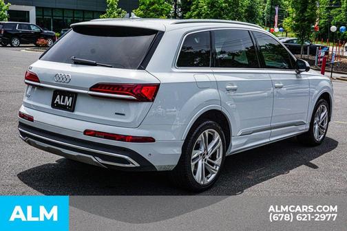 2022 Audi Q7 55 Premium Plus