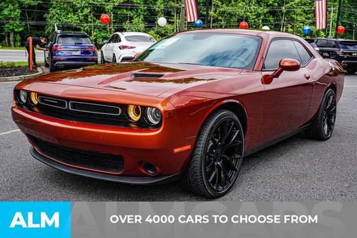 2021 Dodge Challenger SXT