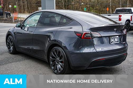 2023 Tesla Model Y Performance