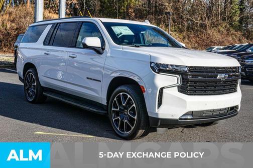 2023 Chevrolet Suburban RST