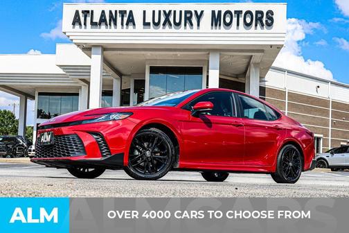 2025 Toyota Camry SE