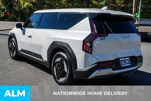 2024 Kia EV9 Light Long Range