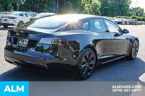 2022 Tesla Model S Base