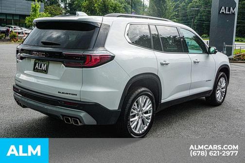 2024 GMC Acadia Elevation