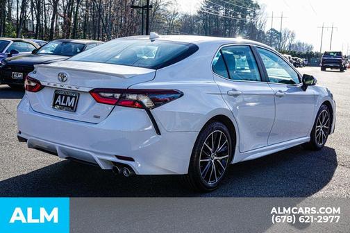 2023 Toyota Camry SE