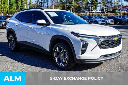 2025 Chevrolet Trax LT