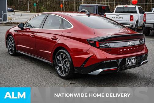 2025 Hyundai SONATA SEL