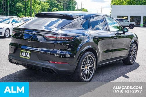 2023 Porsche Cayenne Platinum Edition